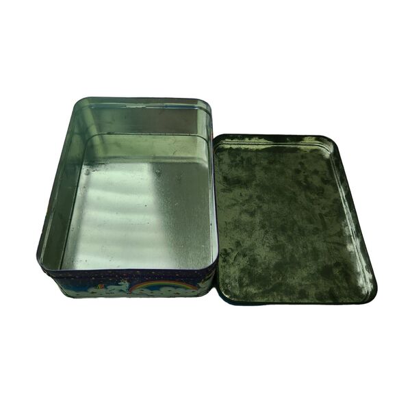 Lisa Frank Vintage Tin Markie Playing With Rainbow Unicorn Empty Collector's Tin - Picture 4 of 4